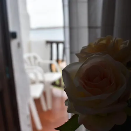 Apartamento En El Mar Con Terraza Fornells  Zewnętrze zdjęcie